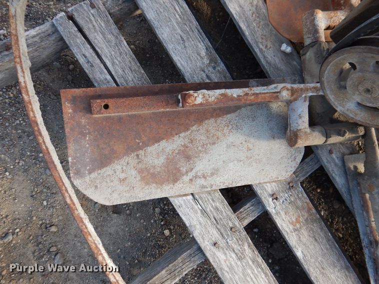 image for item DL5784 Superior  power trowel