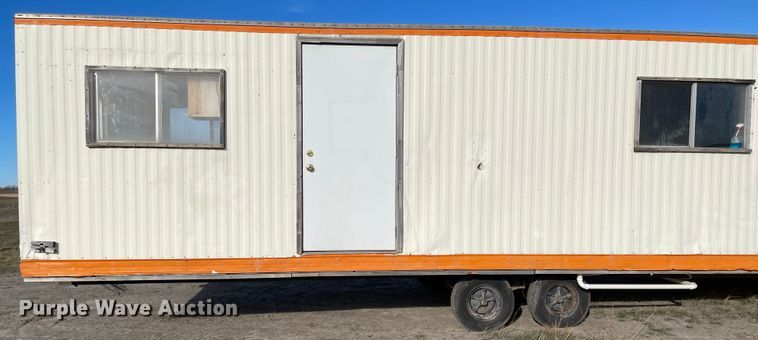 image for item DL5796 1993 SUN  jobsite office trailer