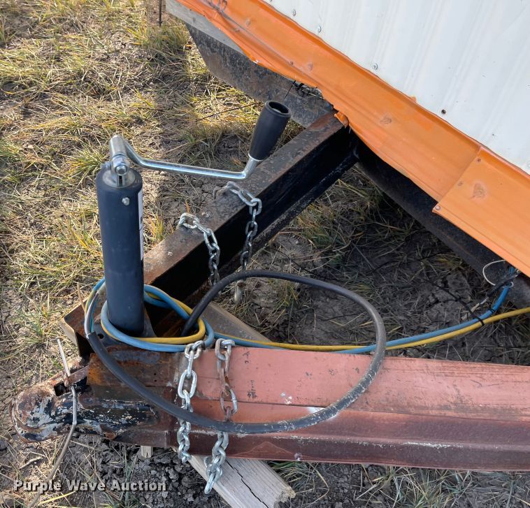 image for item DL5796 1993 SUN  jobsite office trailer