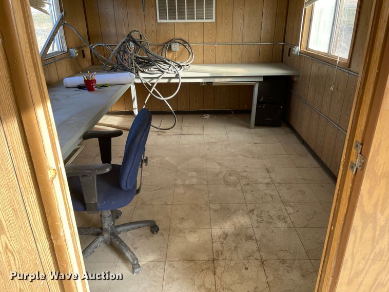 image for item DL5796 1993 SUN  jobsite office trailer