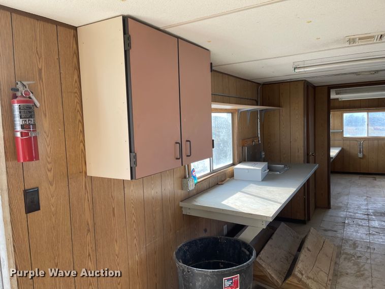 image for item DL5796 1993 SUN  jobsite office trailer