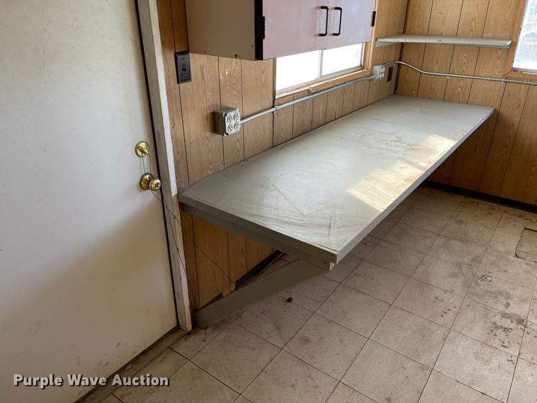 image for item DL5796 1993 SUN  jobsite office trailer