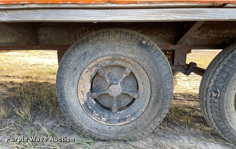 image for item DL5796 1993 SUN  jobsite office trailer