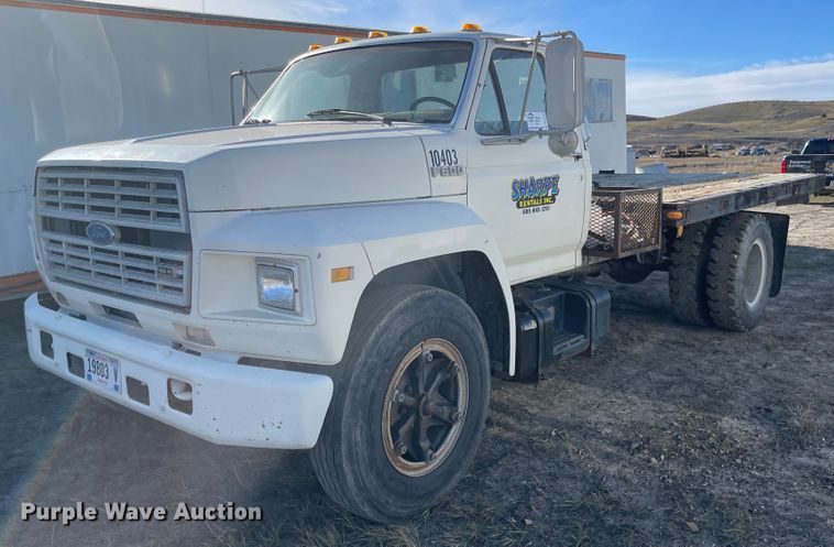 image for item DL5797 1990 Ford F600  flatbed truck