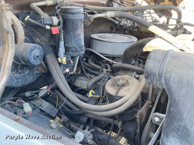 image for item DL5797 1990 Ford F600  flatbed truck