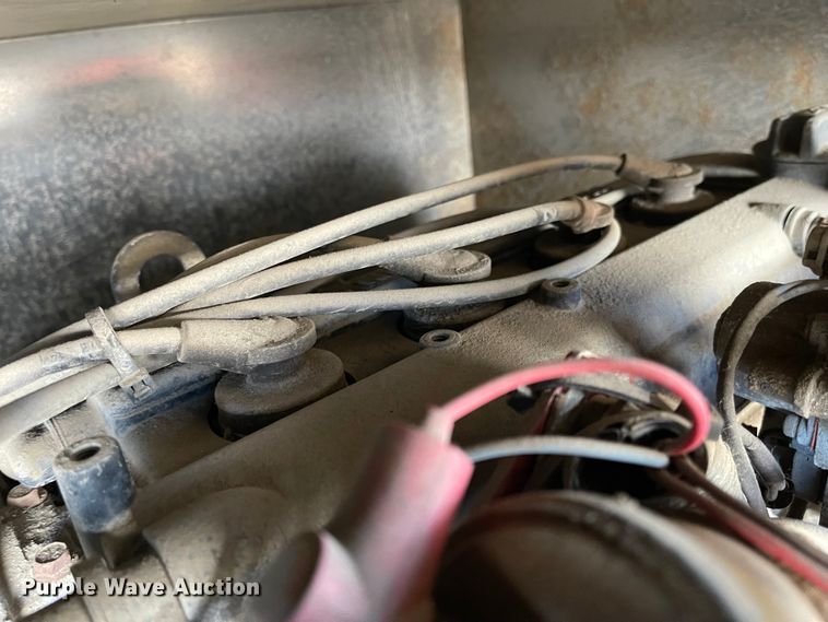 image for item DL5800 2006 Winnebago Voyage  RV