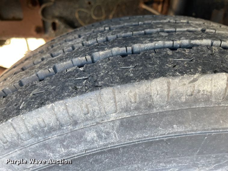 image for item DL5800 2006 Winnebago Voyage  RV