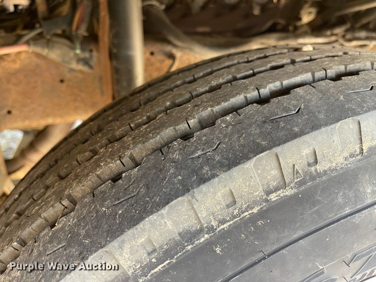 image for item DL5800 2006 Winnebago Voyage  RV