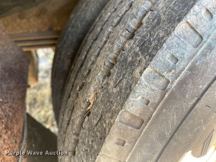 image for item DL5800 2006 Winnebago Voyage  RV