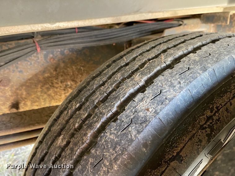 image for item DL5800 2006 Winnebago Voyage  RV