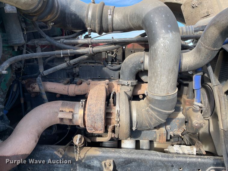 image for item DL5802 1999 Freightliner  semi truck