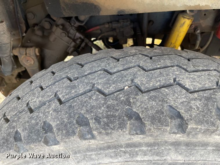 image for item DL5802 1999 Freightliner  semi truck