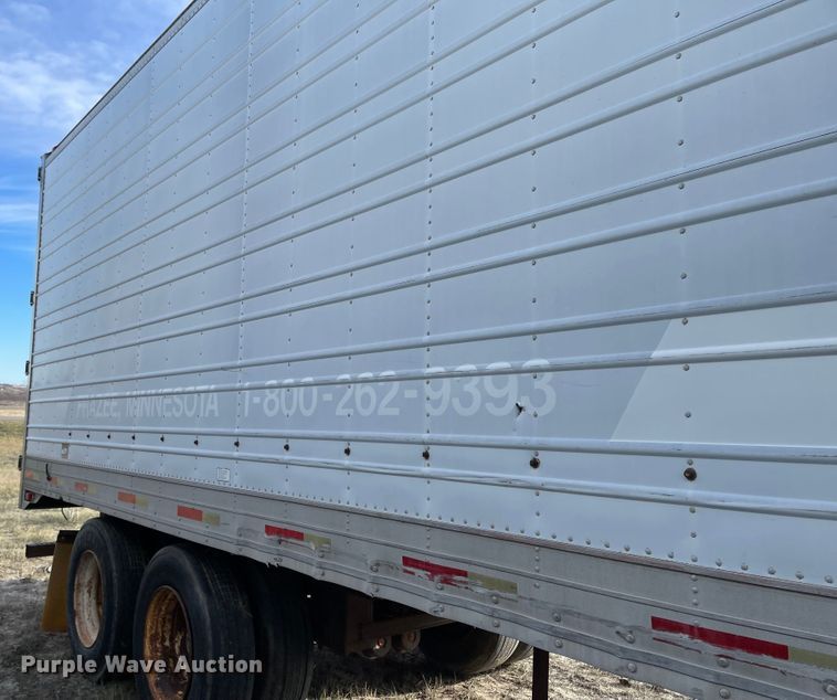 image for item DL5803 1998 Utility Trailer  dry van trailer