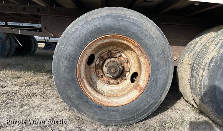 image for item DL5803 1998 Utility Trailer  dry van trailer