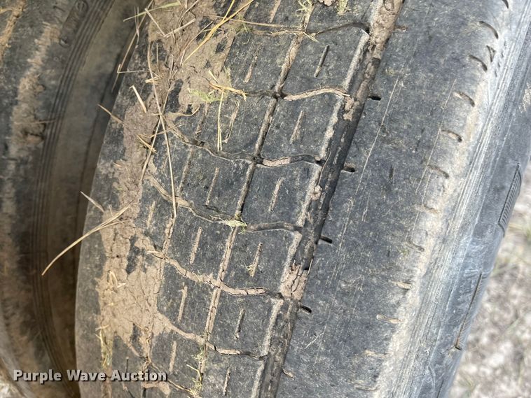 image for item DL5803 1998 Utility Trailer  dry van trailer