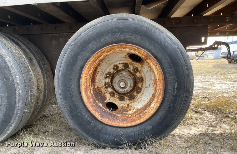 image for item DL5803 1998 Utility Trailer  dry van trailer