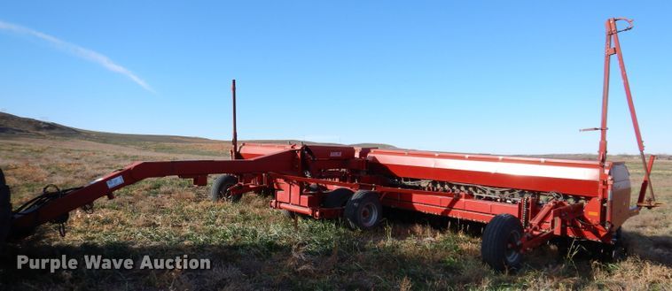 image for item DL5827 Case IH 5500  Mulch-Till grain drill