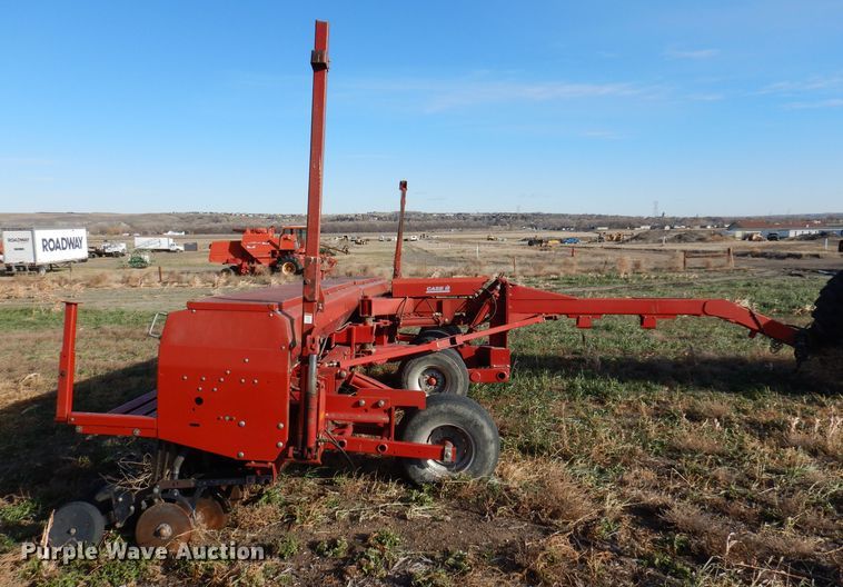 image for item DL5827 Case IH 5500  Mulch-Till grain drill