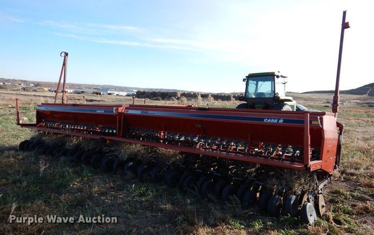 image for item DL5827 Case IH 5500  Mulch-Till grain drill
