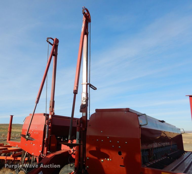 image for item DL5827 Case IH 5500  Mulch-Till grain drill