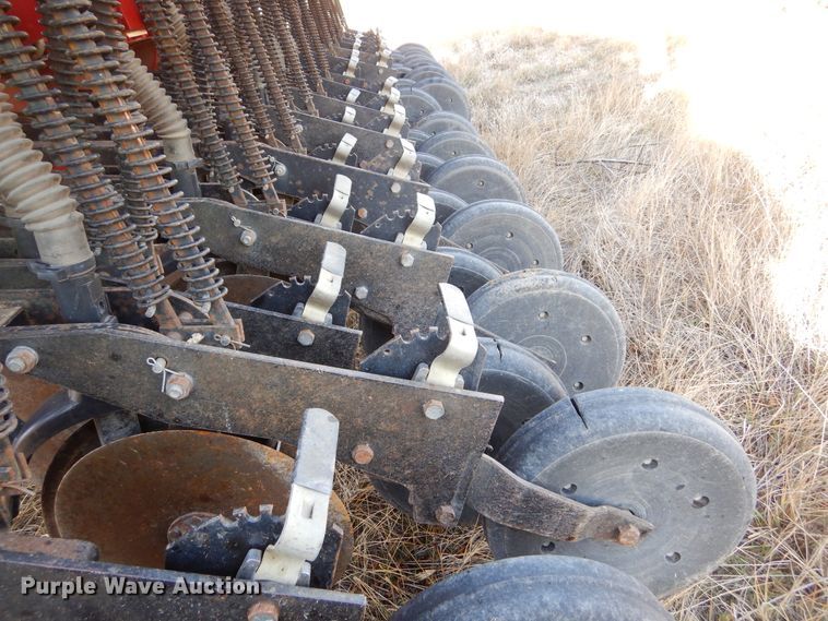 image for item DL5827 Case IH 5500  Mulch-Till grain drill