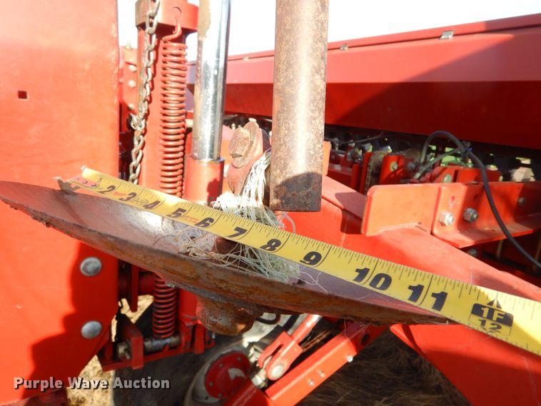 image for item DL5827 Case IH 5500  Mulch-Till grain drill