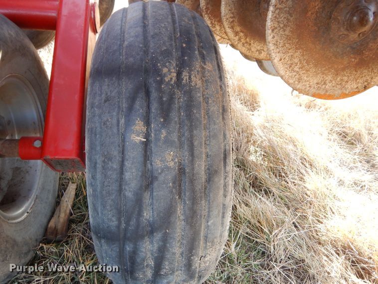 image for item DL5827 Case IH 5500  Mulch-Till grain drill