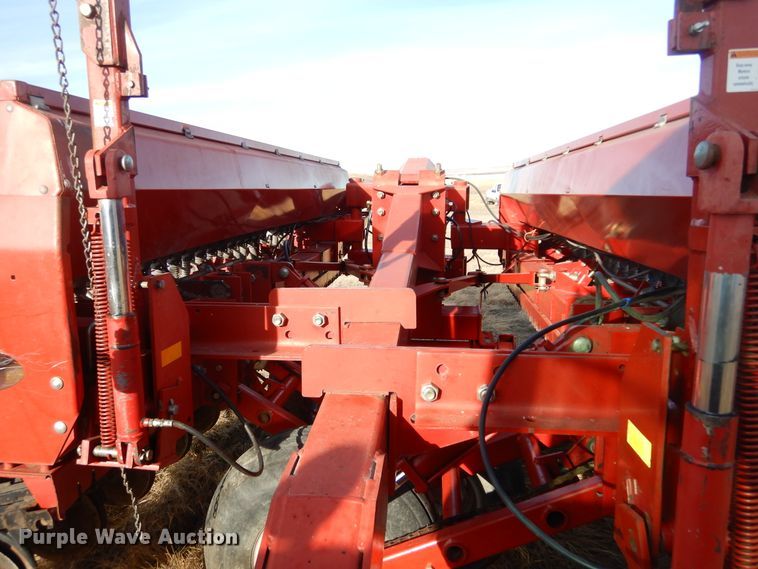 image for item DL5827 Case IH 5500  Mulch-Till grain drill