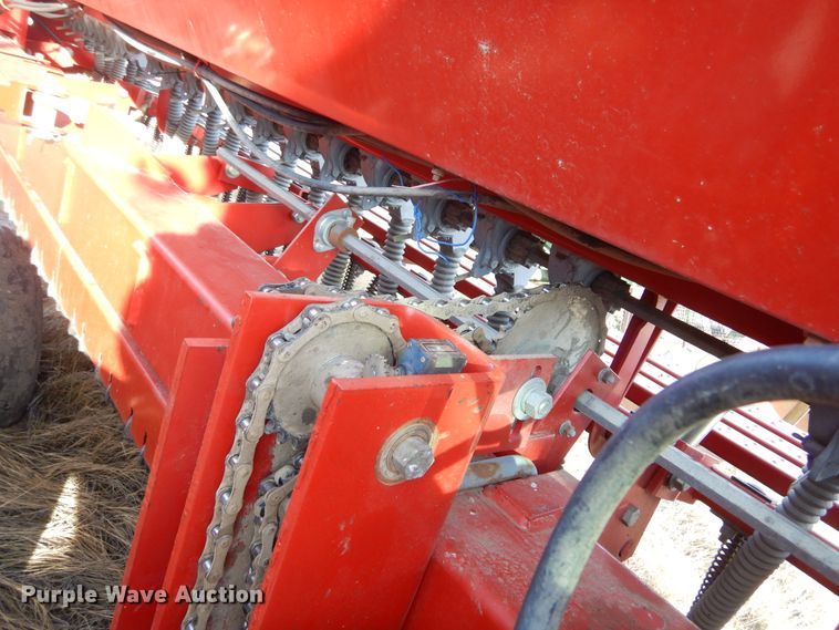image for item DL5827 Case IH 5500  Mulch-Till grain drill