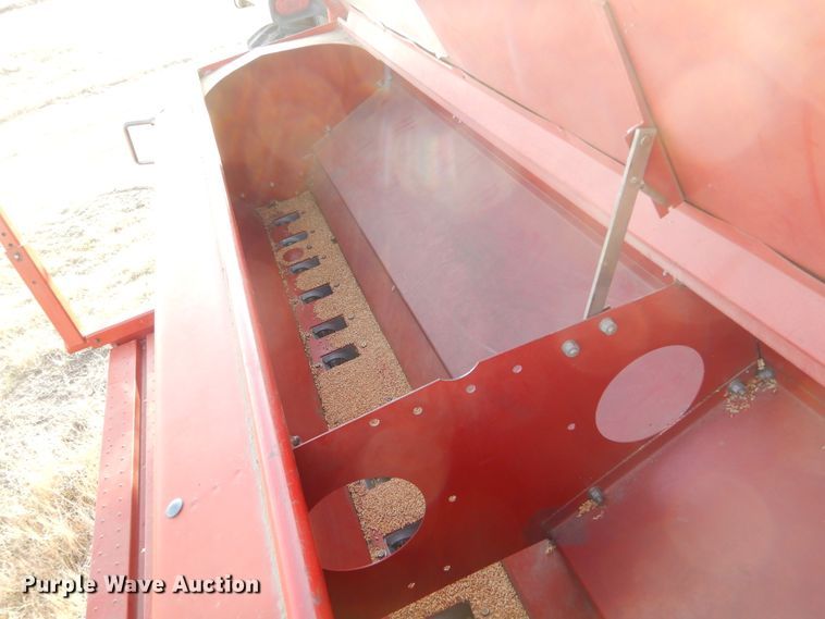 image for item DL5827 Case IH 5500  Mulch-Till grain drill