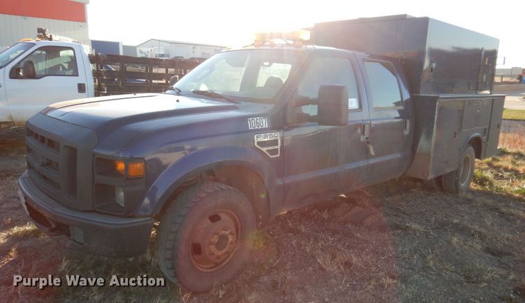 image for item DL5828 2008 Ford F350 Super Duty  Crew Cab utility bed pickup truck