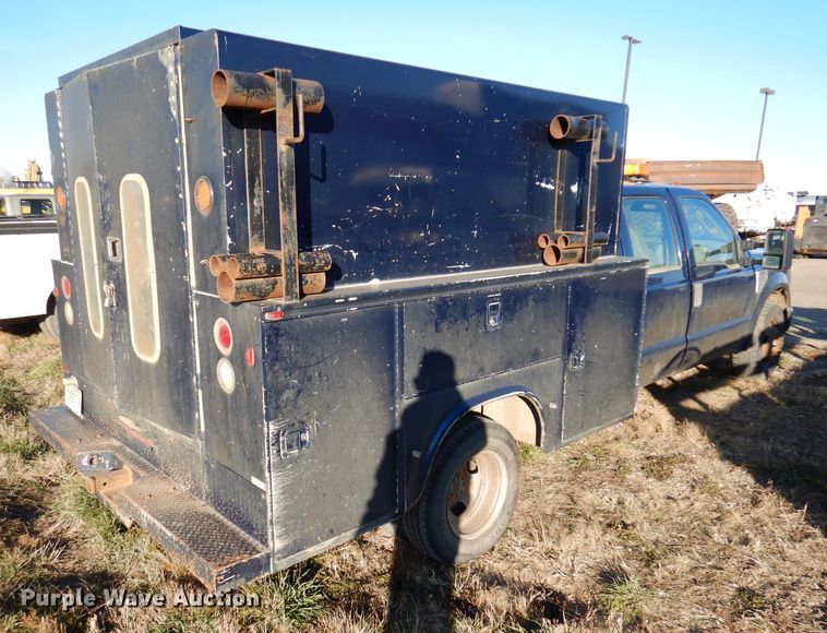 image for item DL5828 2008 Ford F350 Super Duty  Crew Cab utility bed pickup truck