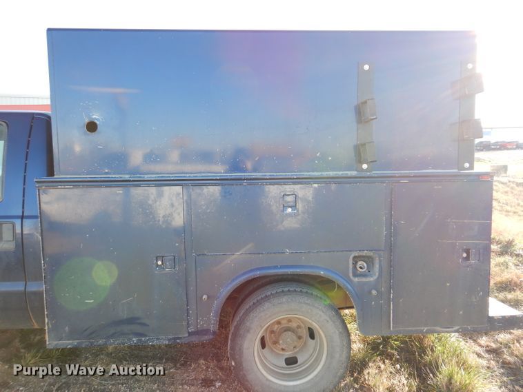 image for item DL5828 2008 Ford F350 Super Duty  Crew Cab utility bed pickup truck