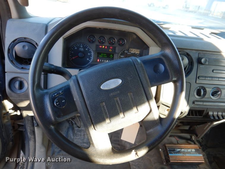 image for item DL5828 2008 Ford F350 Super Duty  Crew Cab utility bed pickup truck