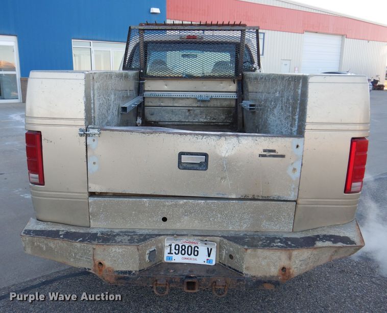 image for item DL5831 2001 Ford F250 Super Duty  Crew Cab utility bed pickup truck