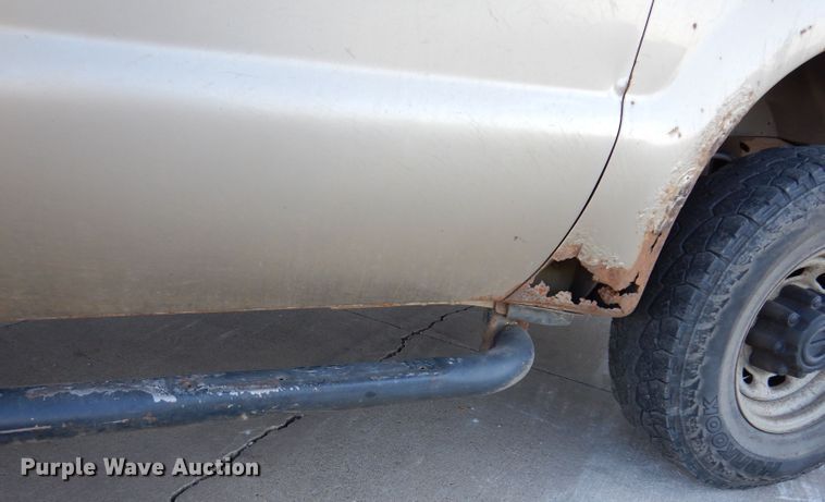 image for item DL5831 2001 Ford F250 Super Duty  Crew Cab utility bed pickup truck