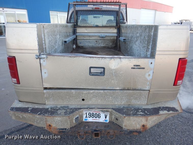 image for item DL5831 2001 Ford F250 Super Duty  Crew Cab utility bed pickup truck