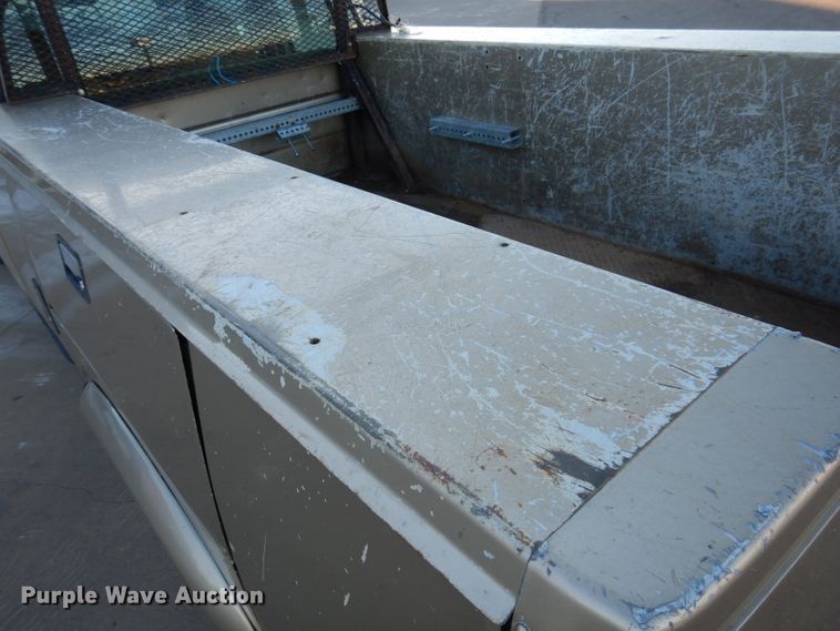 image for item DL5831 2001 Ford F250 Super Duty  Crew Cab utility bed pickup truck