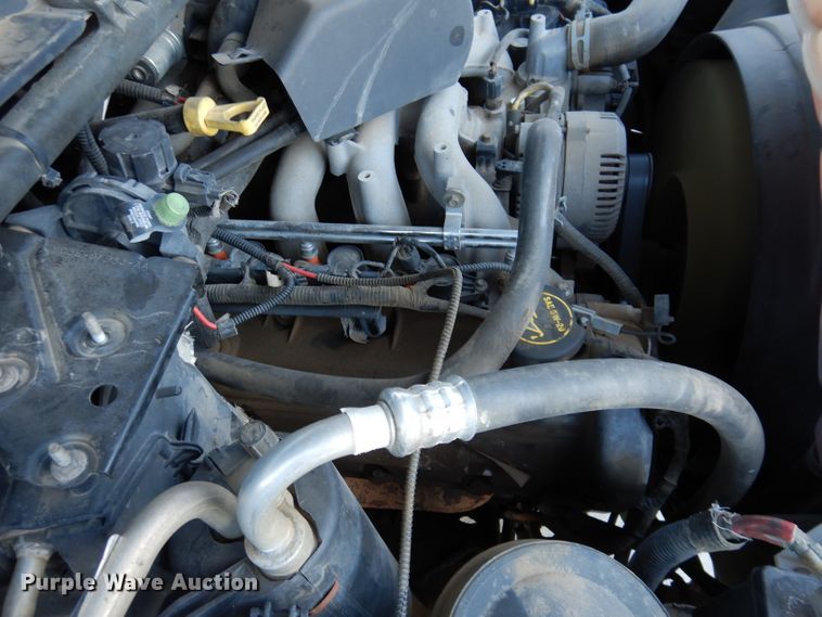 image for item DL5831 2001 Ford F250 Super Duty  Crew Cab utility bed pickup truck