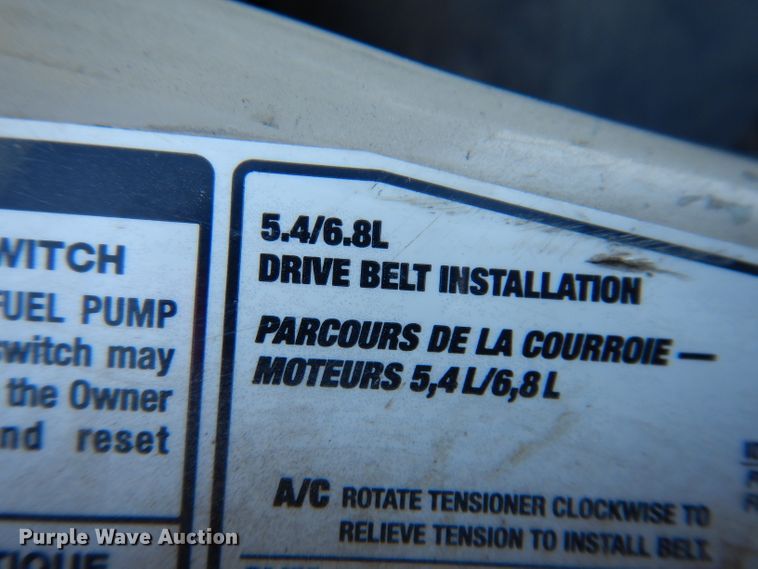 image for item DL5831 2001 Ford F250 Super Duty  Crew Cab utility bed pickup truck