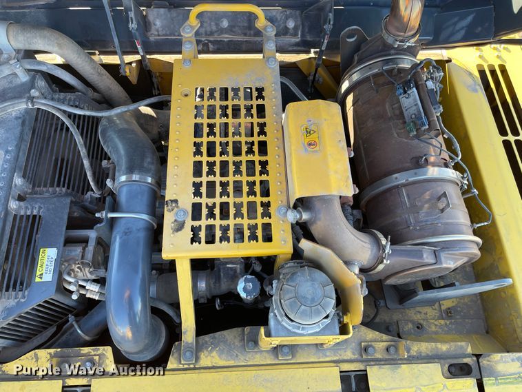 image for item DL5835 2013 Komatsu PC360LC-10  excavator