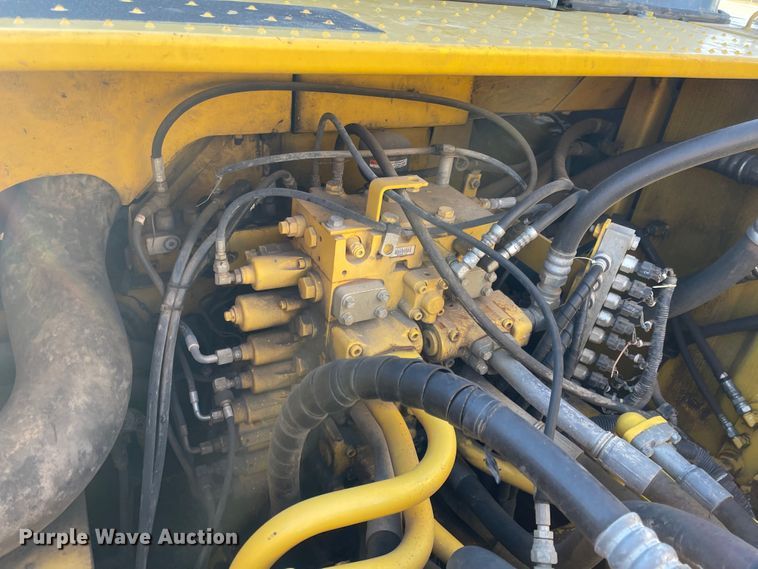 image for item DL5835 2013 Komatsu PC360LC-10  excavator