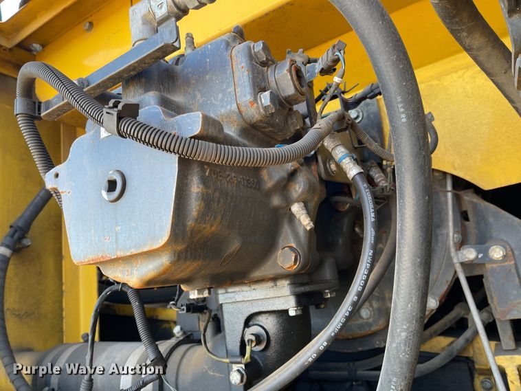 image for item DL5835 2013 Komatsu PC360LC-10  excavator