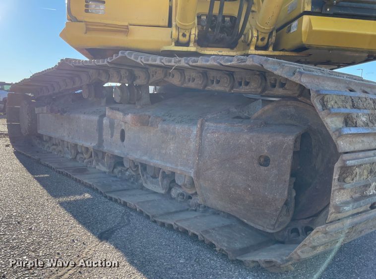 image for item DL5835 2013 Komatsu PC360LC-10  excavator