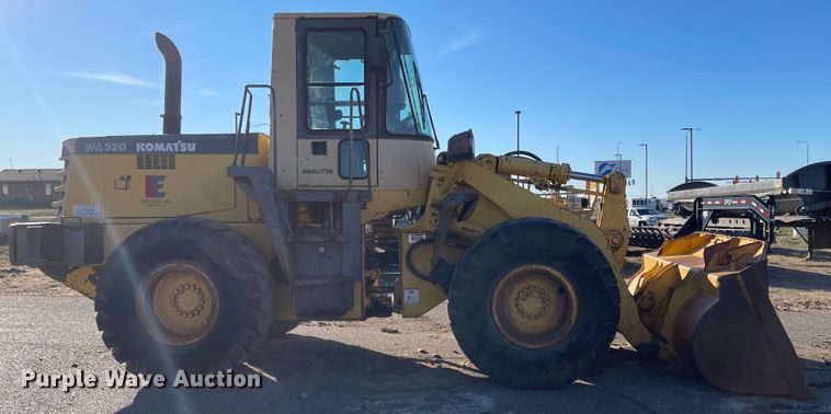 image for item DL5837 1996 Komatsu WA320  wheel loader