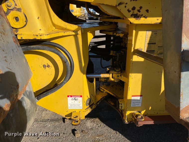 image for item DL5837 1996 Komatsu WA320  wheel loader
