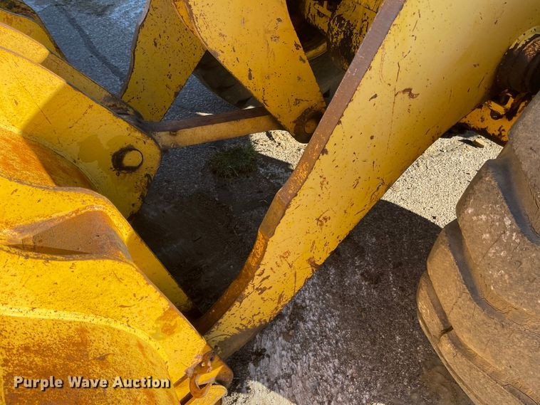 image for item DL5837 1996 Komatsu WA320  wheel loader