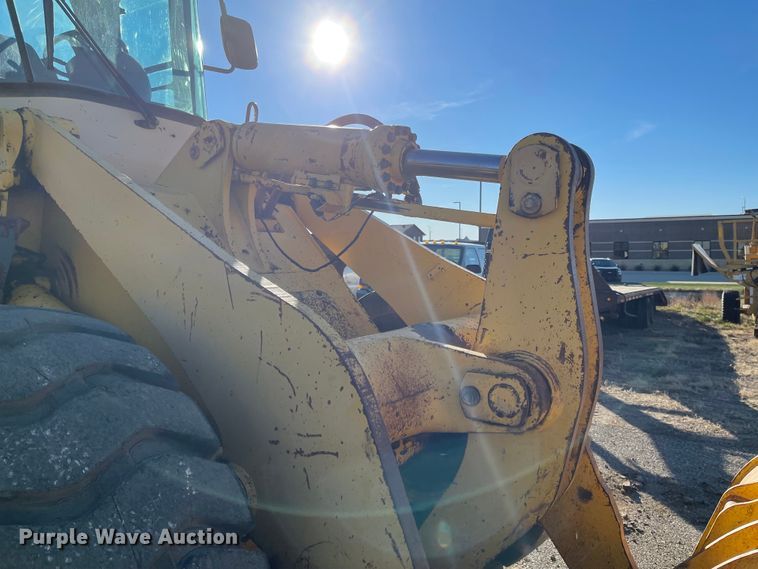 image for item DL5837 1996 Komatsu WA320  wheel loader