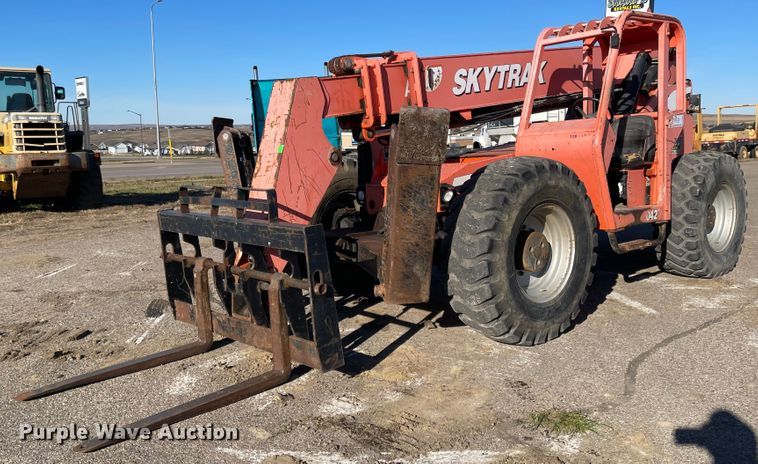 image for item DL5839 JLG 10042  telehandler