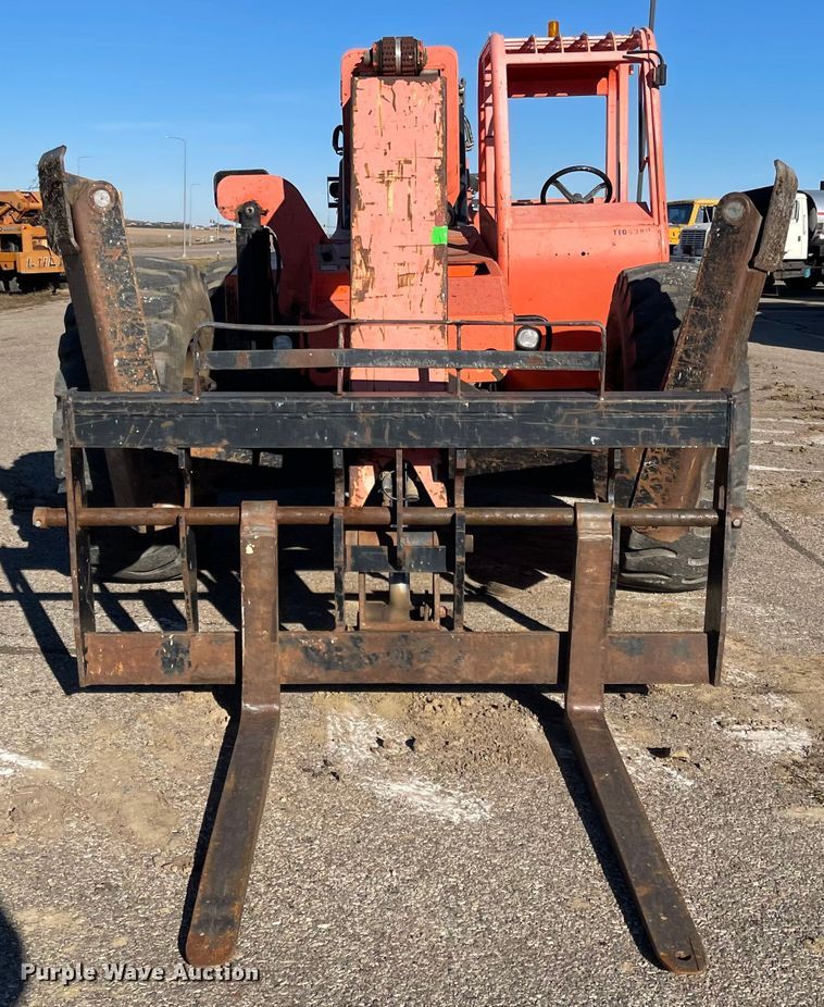 image for item DL5839 JLG 10042  telehandler